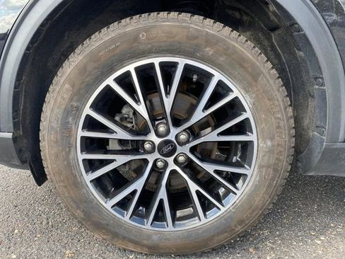 Used 2023 Ford Escape SE image 20