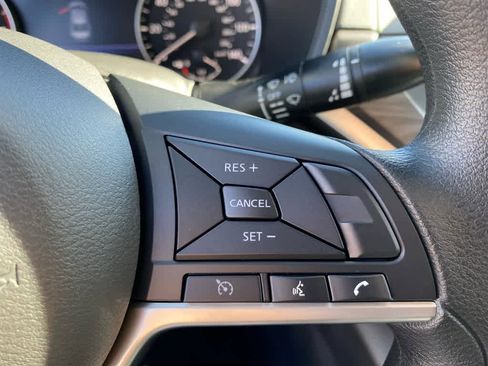 New 2025 Nissan Altima 2.5 SV image 15