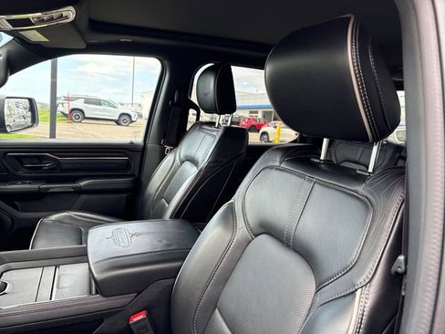 Used 2024 RAM 1500 Limited AWD/4WD image 9