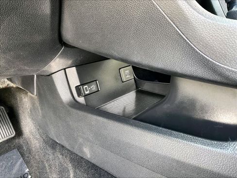 Used 2018 Honda Civic EX image 36