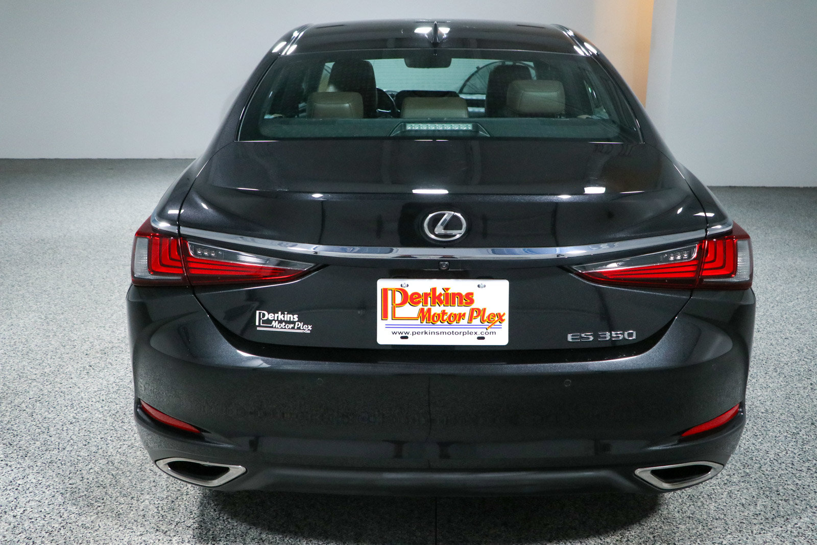 Used 2024 Lexus ES 350 w/ Premium Package FWD image 8