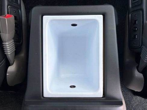 Used 2024 GMC Savana 2500 w/ Driver Convenience Package RWD image 19
