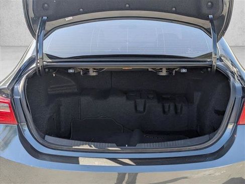 Used 2017 Chevrolet Malibu Hybrid FWD image 6