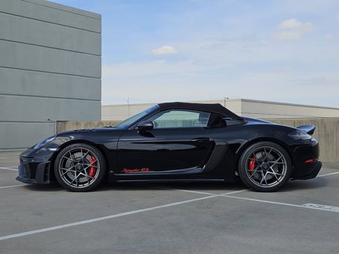 Certified 2025 Porsche 718 Boxster Spyder RS image 2