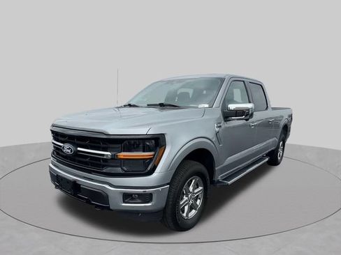 Used 2024 Ford F150 XLT w/ Tow/Haul Package AWD/4WD image 3