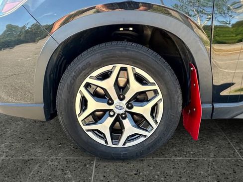 Used 2020 Subaru Forester Premium AWD/4WD image 14