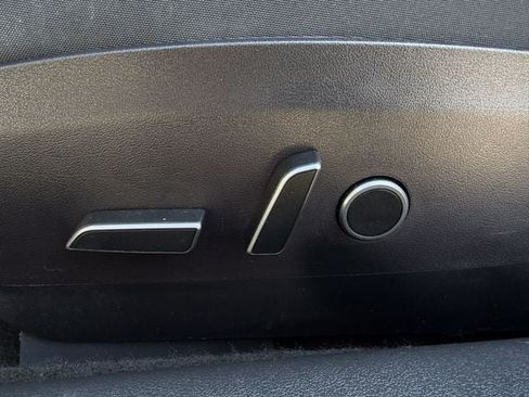 Used 2022 Tesla Model 3 Long Range AWD/4WD image 23