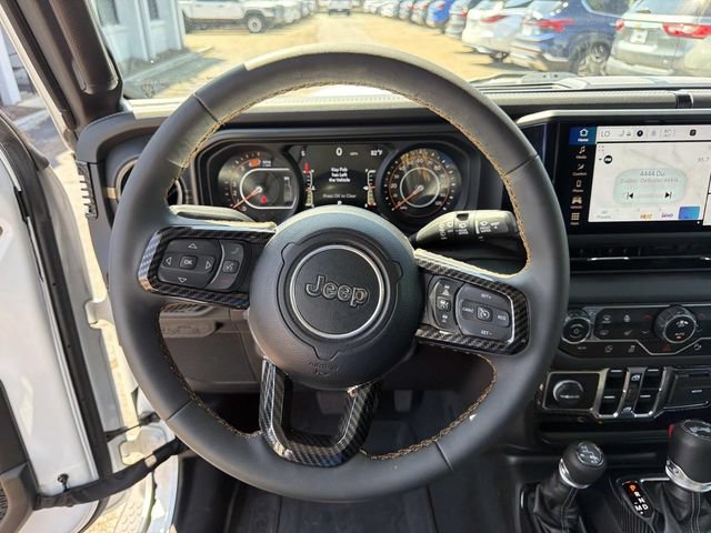 Used 2024 Jeep Wrangler Unlimited Sahara w/ Safety Group AWD/4WD image 27