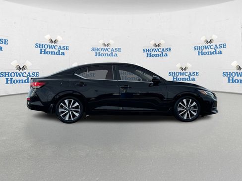 Used 2020 Nissan Sentra SV w/ SV Premium Package image 9