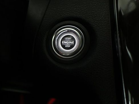 Used 2019 Mercedes-Benz C 300 Sedan w/ Premium Package image 38