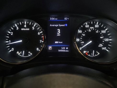 Used 2018 Nissan Rogue SV image 23