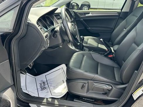 Used 2017 Volkswagen Golf Alltrack SE AWD/4WD image 15