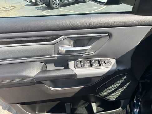 Used 2023 RAM 1500 Big Horn AWD/4WD image 25