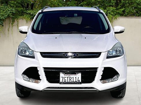 Used 2014 Ford Escape Titanium image 2