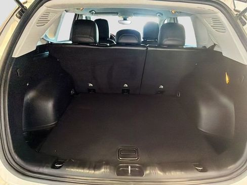 Used 2020 Jeep Compass Trailhawk image 21