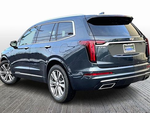Used 2021 Cadillac XT6 Premium Luxury image 6