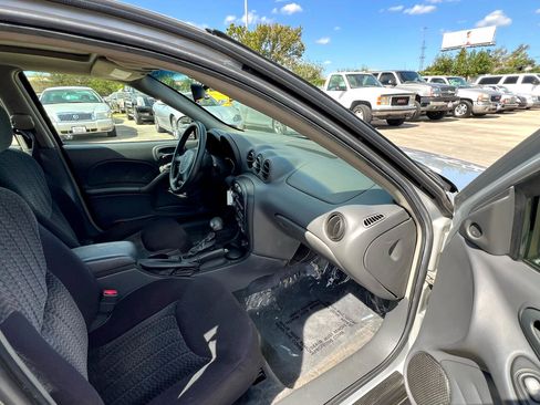 Used 2003 Pontiac Grand Am SE image 30