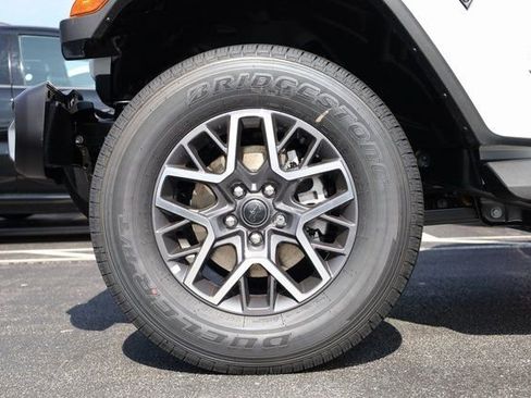 New 2025 Jeep Wrangler Sahara image 8