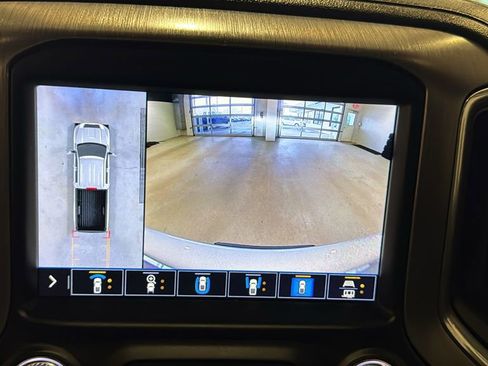 Used 2020 GMC Sierra 3500 Denali w/ Denali Ultimate Package AWD/4WD image 39