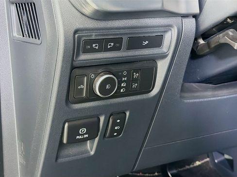 Used 2022 Ford F150 Lariat image 12