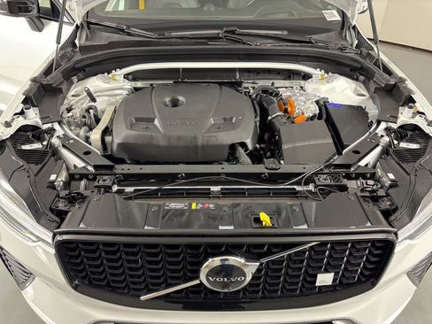 Used 2024 Volvo XC60 T8 Polestar w/ Protection Package Premier image 45