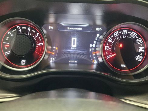 Used 2020 Dodge Challenger SXT RWD image 23