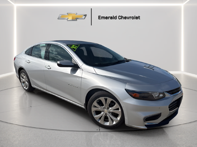 Used 2017 Chevrolet Malibu Premier w/ Driver Confidence Package FWD image 1