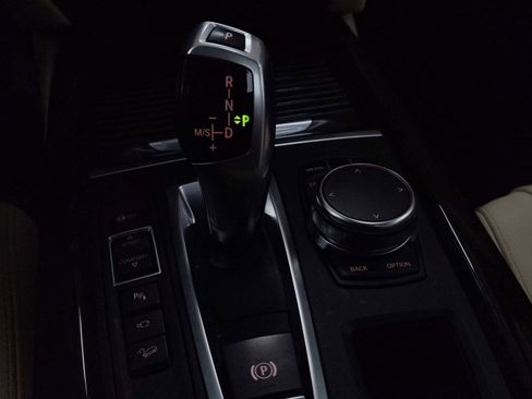 Used 2018 BMW X5 xDrive40e image 13