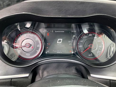 Used 2017 Dodge Charger R/T image 11
