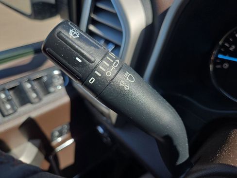Used 2019 Ford F150 King Ranch w/ Equipment Group 601A Luxury AWD/4WD image 57