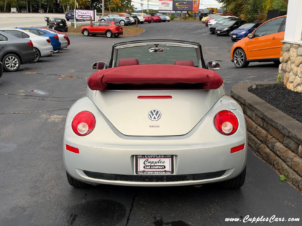 Used 2009 Volkswagen Beetle Blush FWD image 7