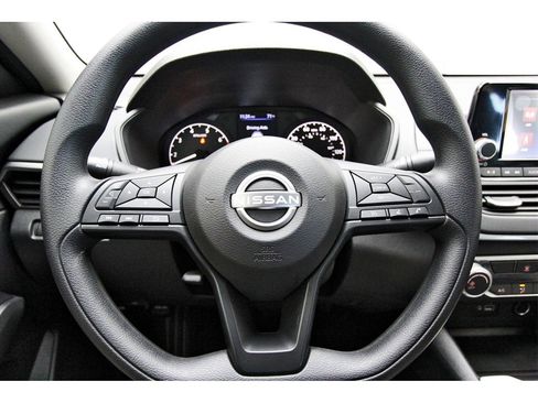 Certified 2024 Nissan Altima 2.5 S image 11