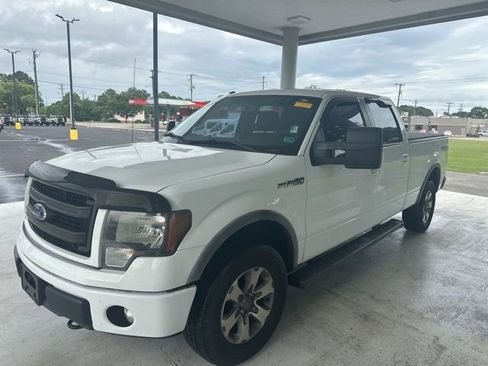 Used 2014 Ford F150 FX4 w/ Equipment Group 401A Mid AWD/4WD image 5