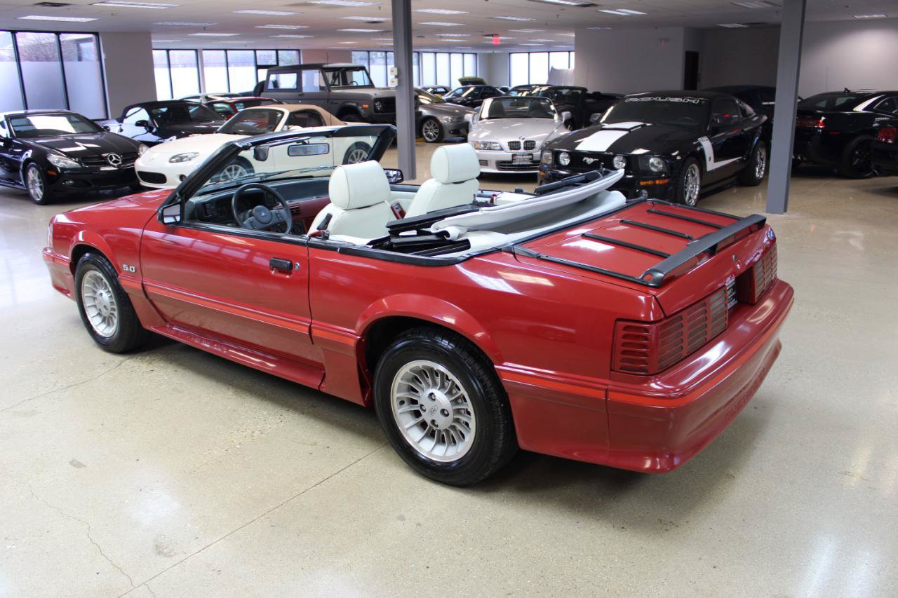 Used 1987 Ford Mustang GT RWD image 26