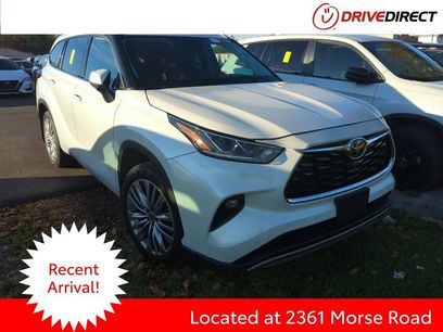 Used 2022 Toyota Highlander Platinum