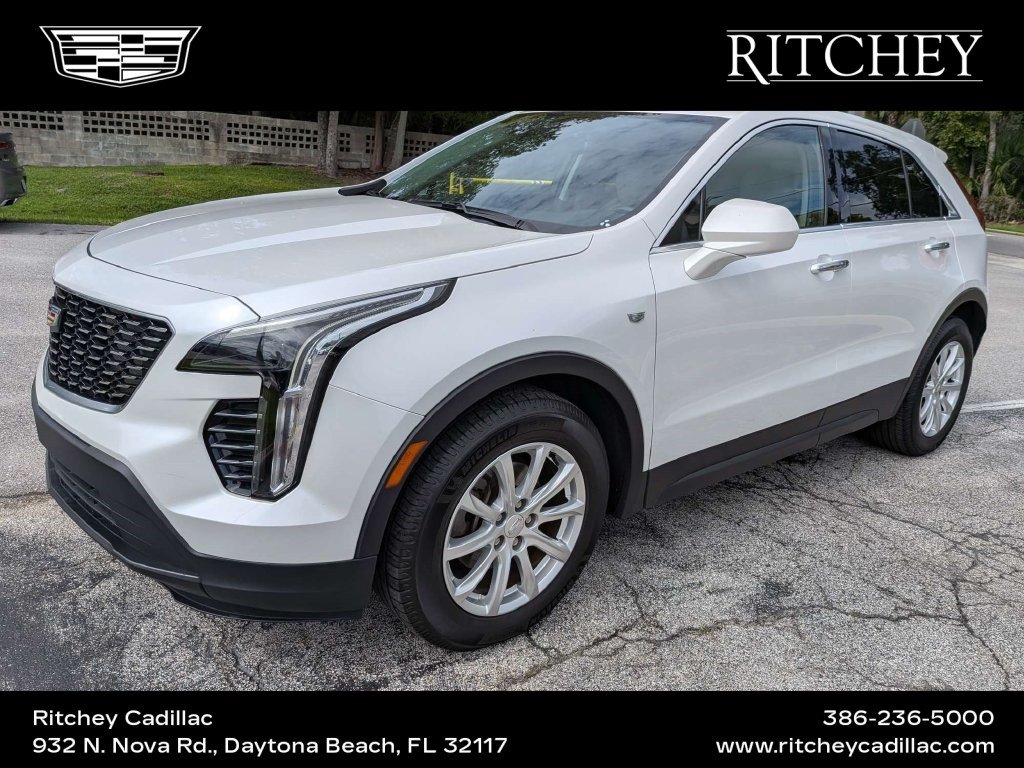 Certified 2019 Cadillac XT4 Luxury FWD image 1