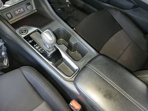 Used 2025 Nissan Sentra SV FWD image 22
