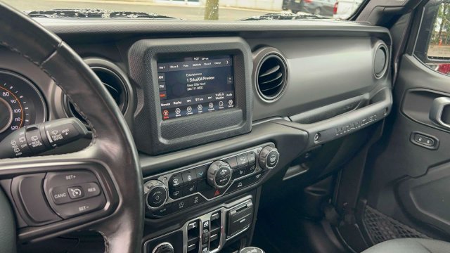 Used 2022 Jeep Wrangler Unlimited Sport AWD/4WD image 22