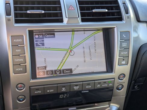 Used 2016 Lexus GX 460 image 21