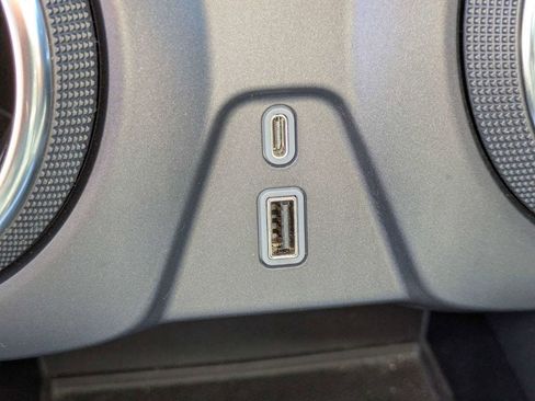 Used 2022 Chevrolet Blazer Premier w/ Enhanced Convenience Package image 25