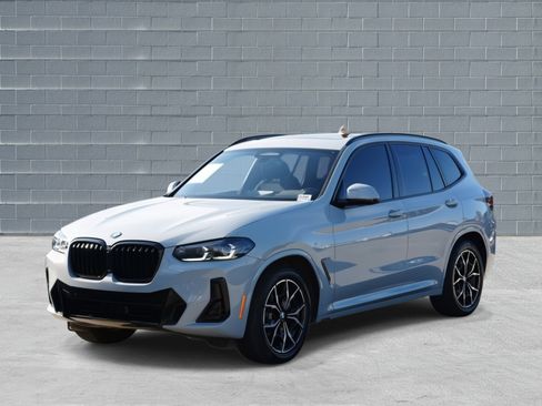 Certified 2024 BMW X3 xDrive30i w/ Premium Package image 3