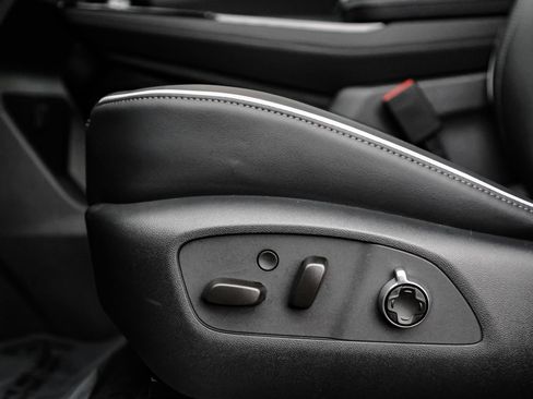 New 2026 Buick Enclave Avenir w/ Super Cruise Package image 10