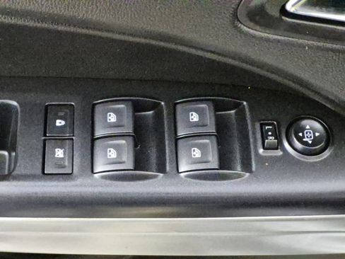 Used 2019 Chevrolet Colorado LT w/ Redline Special Edition AWD/4WD image 16