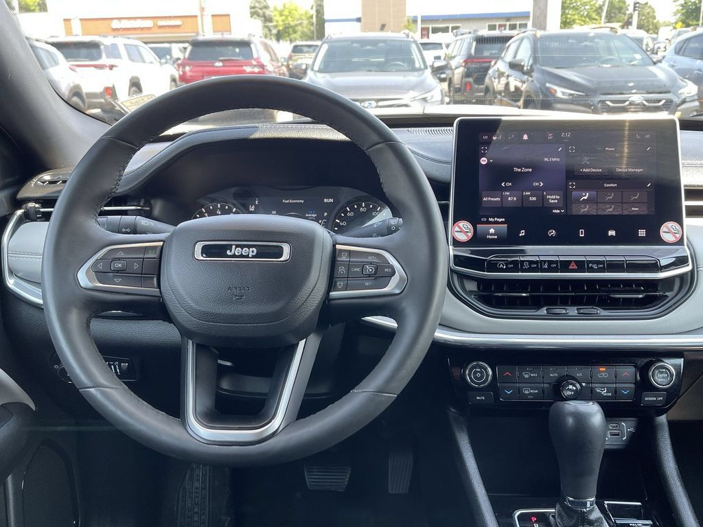 Used 2024 Jeep Compass Limited AWD/4WD image 27