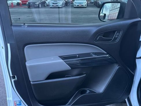 Used 2017 Chevrolet Colorado W/T w/ WT Convenience Package image 16