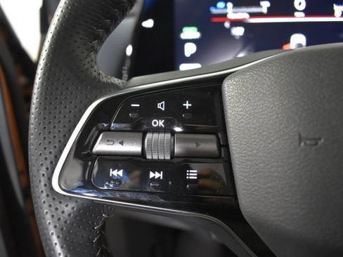 Certified 2023 Nissan Ariya AWD/4WD image 16