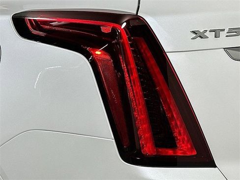 New 2026 Cadillac XT5 Premium Luxury w/ Driver Assist Package image 8