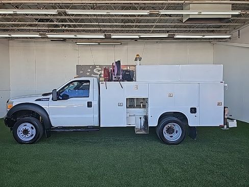 Used 2013 Ford F550 2WD Regular Cab Super Duty w/ Payload Upgrade Pkg image 2
