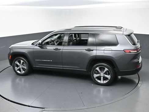 Used 2023 Jeep Grand Cherokee L Limited AWD/4WD image 46