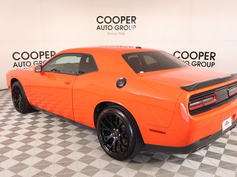 Used 2020 Dodge Challenger SXT w/ Blacktop Package RWD image 20